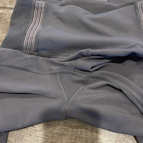 Lululemon Power Lines Pant *28" - Titanium / Dark Chrome - Size 4 - Picture 8 of 12